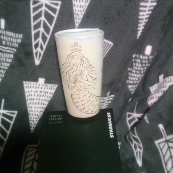 Starbucks "Limited Edition 50th Anniversary" commemorative cup - Picture 3 of 6